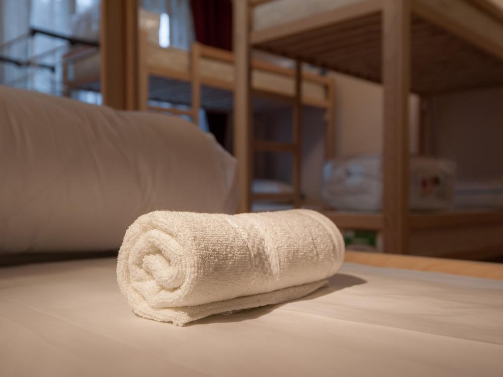 تشيرنيفتسي Like Hostel الغرفة الصورة