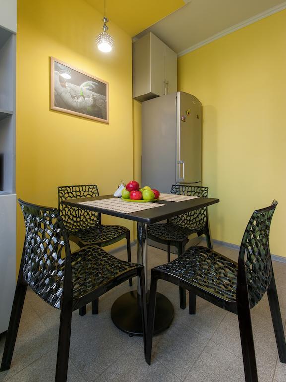 تشيرنيفتسي Like Hostel المظهر الخارجي الصورة
