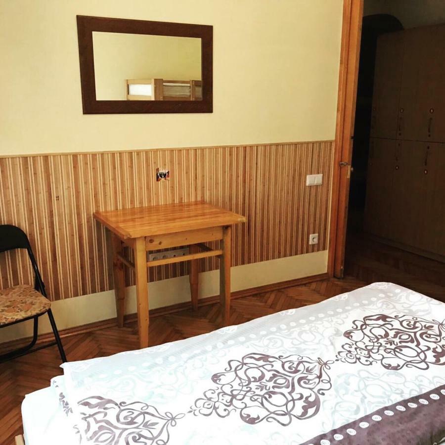 تشيرنيفتسي Like Hostel المظهر الخارجي الصورة